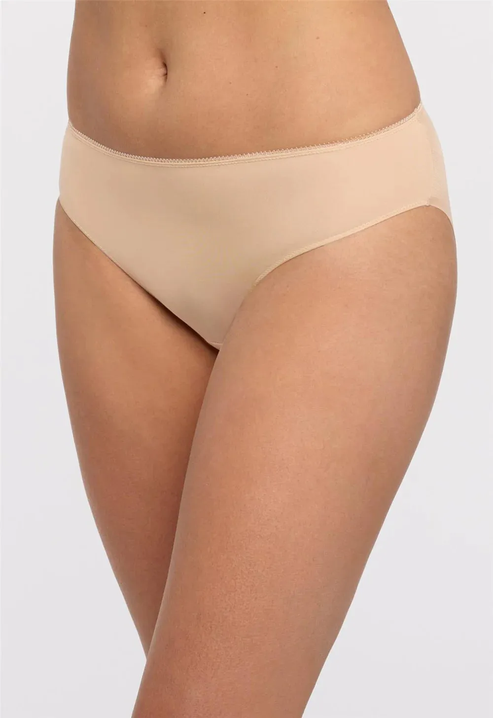 Montelle 9107 Invisibles High Cut Brief in Nude